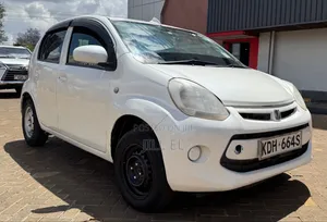 Toyota Passo 2015 White