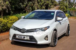 Toyota Auris 2012 White
