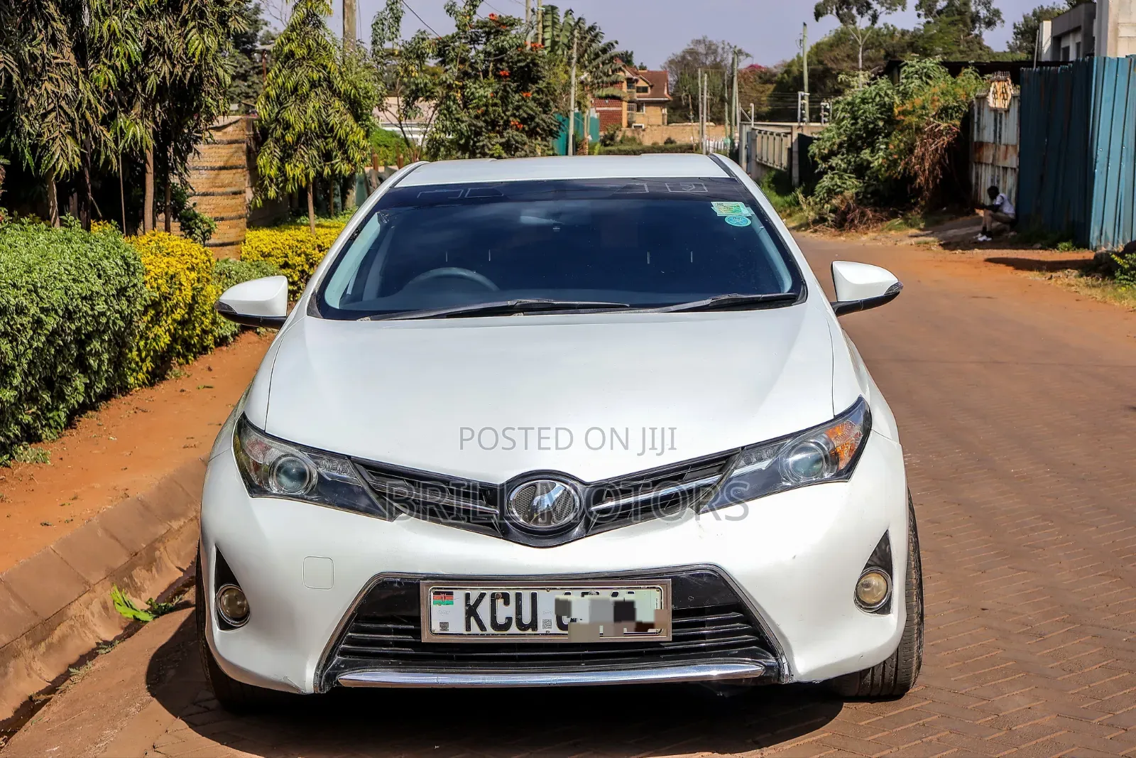 Toyota Auris 2012 White