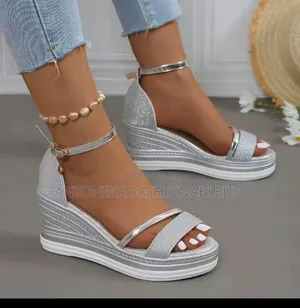 Glitters Wedge Shoes