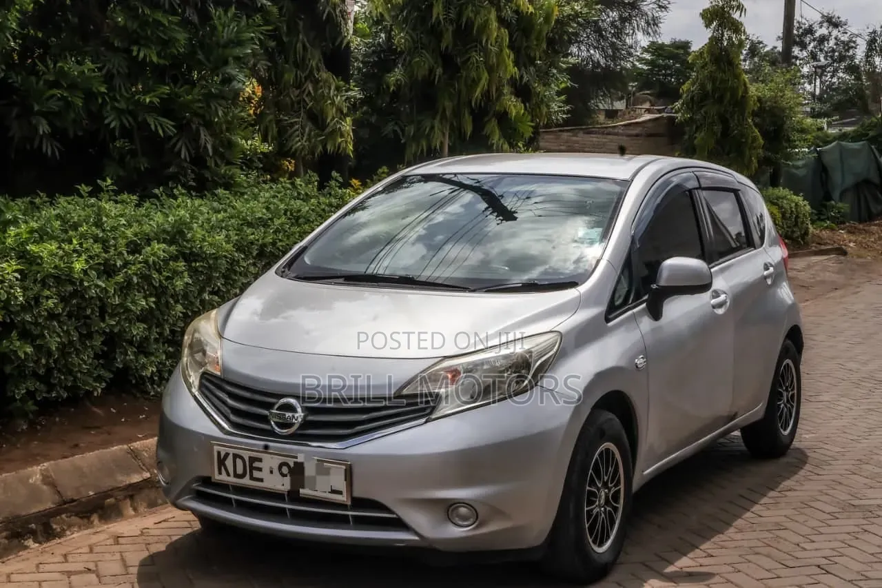 Nissan Note 2014 Silver