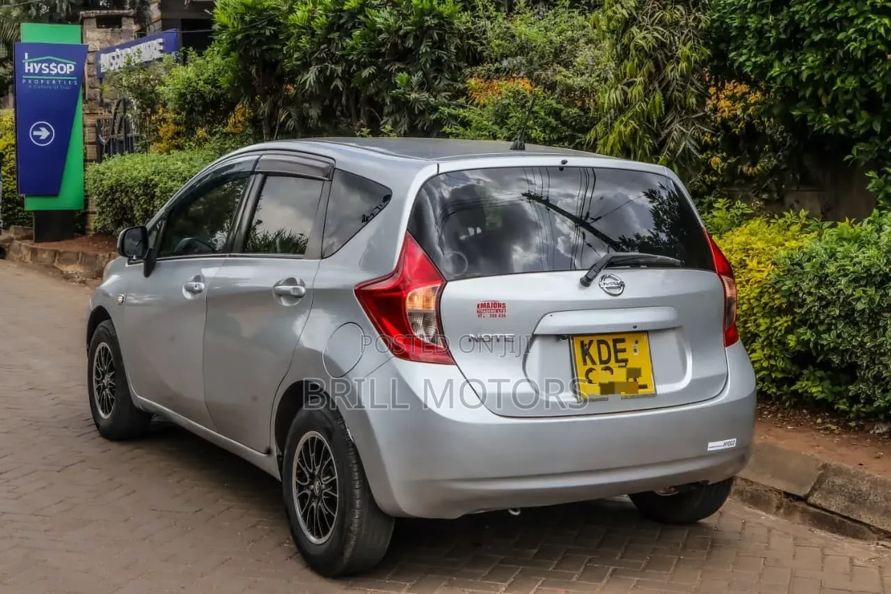 Nissan Note 2014 Silver