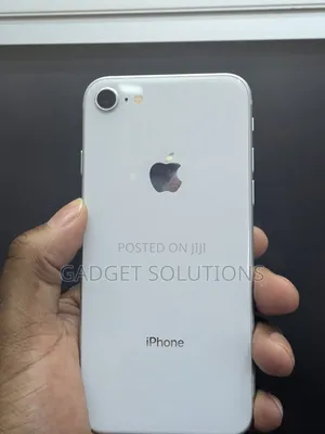 Apple iPhone 8 64 GB White