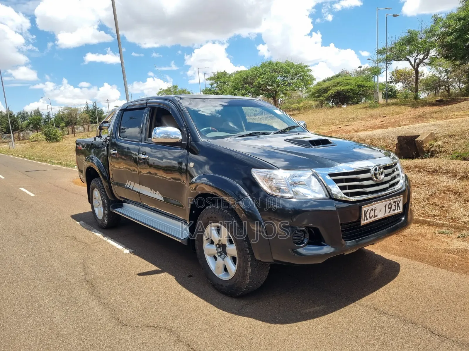 Toyota Hilux 2010 Black