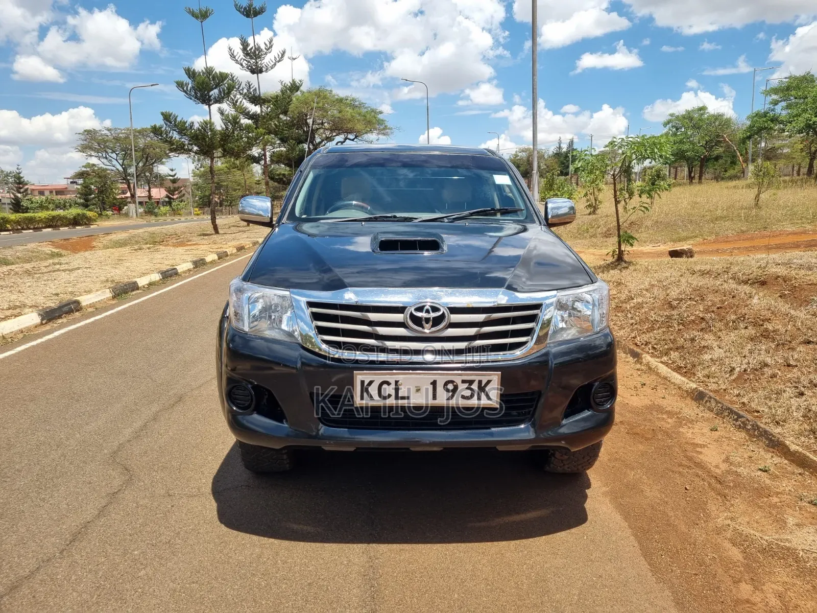 Toyota Hilux 2010 Black