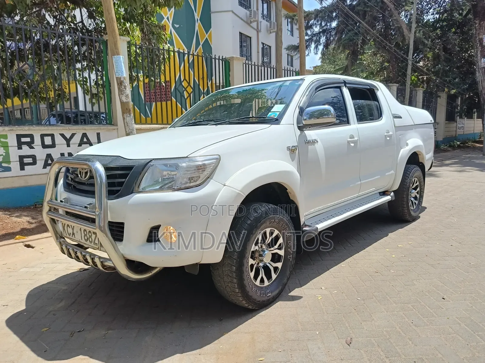 Toyota Hilux 2015 White