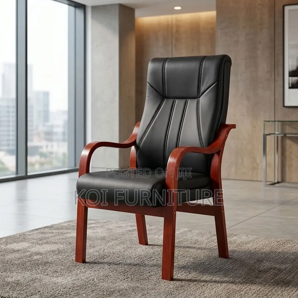 Urban Heavy Leather Chair With Mahognay Armrest | Office Chair