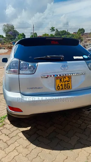 Toyota Harrier 2010 Silver