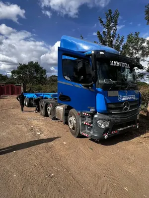 40 Feet Skeleton Trailer for Hauling Services