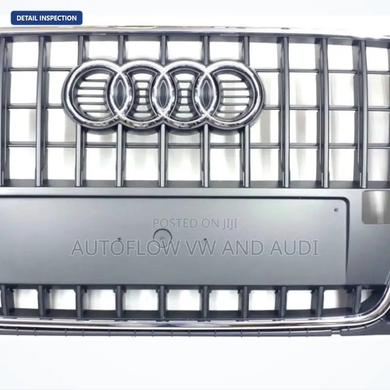 Audi Q3 2016-2018 Main Grilles 8UH