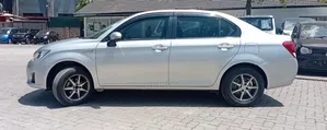 Toyota Axio 1.5 Hybrid 2WD 2014 Silver