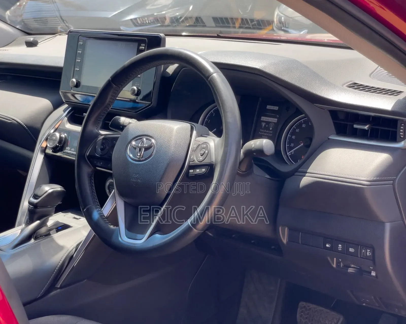 Toyota Harrier 2020 Maroon