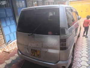 Toyota Voxy 2007 Silver