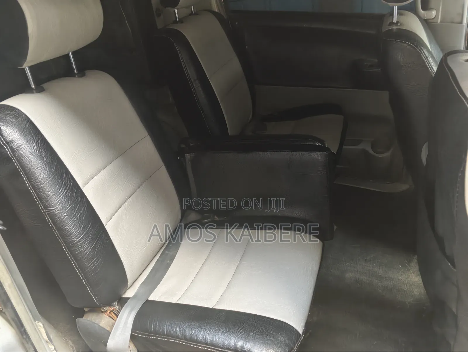 Toyota Voxy 2007 Silver