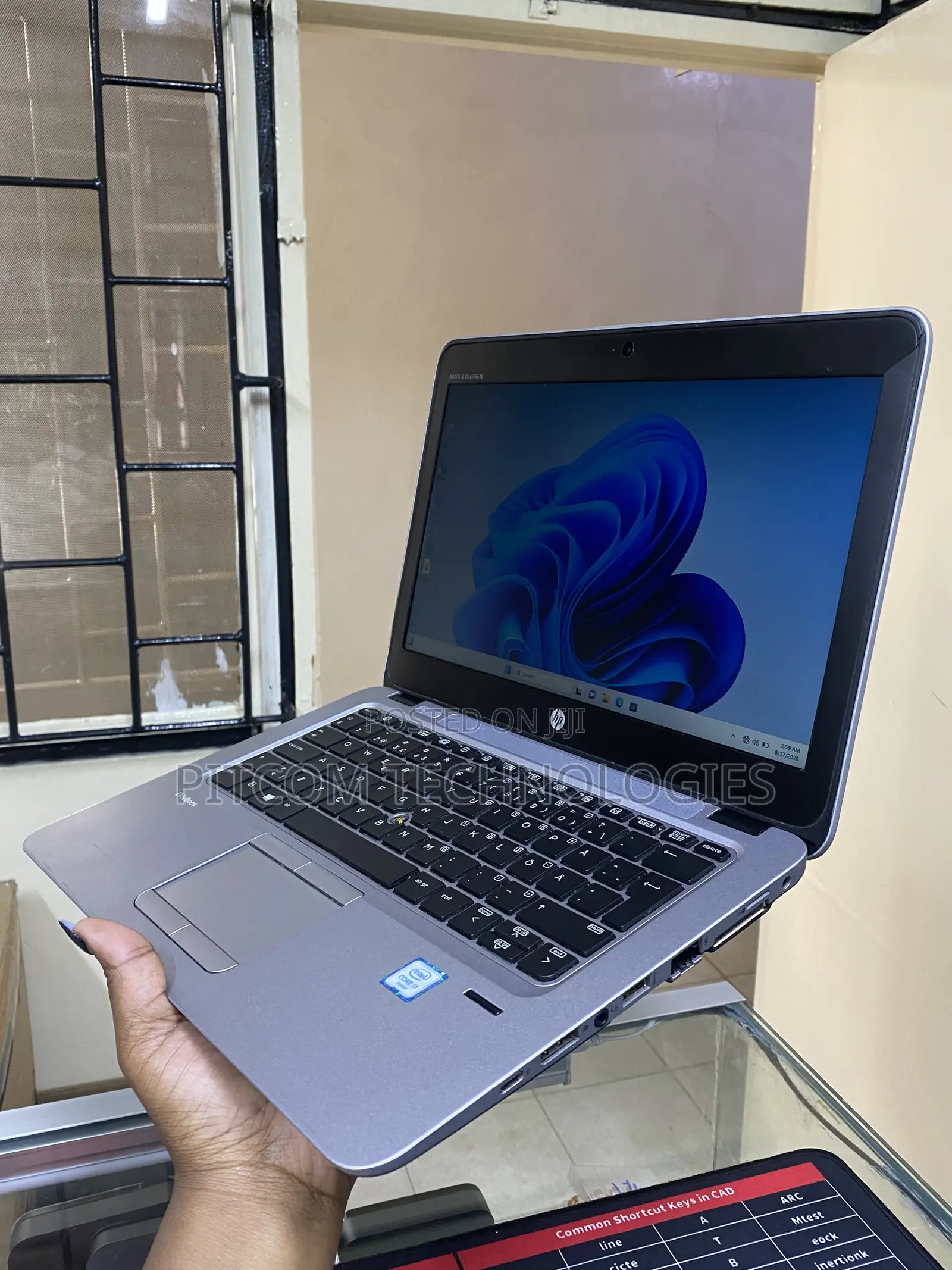 Laptop HP EliteBook 820 G3 8GB Intel Core i7 SSD 256GB