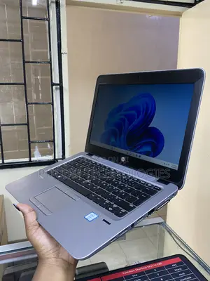 Laptop HP EliteBook 820 G3 8GB Intel Core i7 SSD 256GB