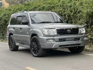 Toyota Land Cruiser 100 4.2 TD Executive 2005 Gray