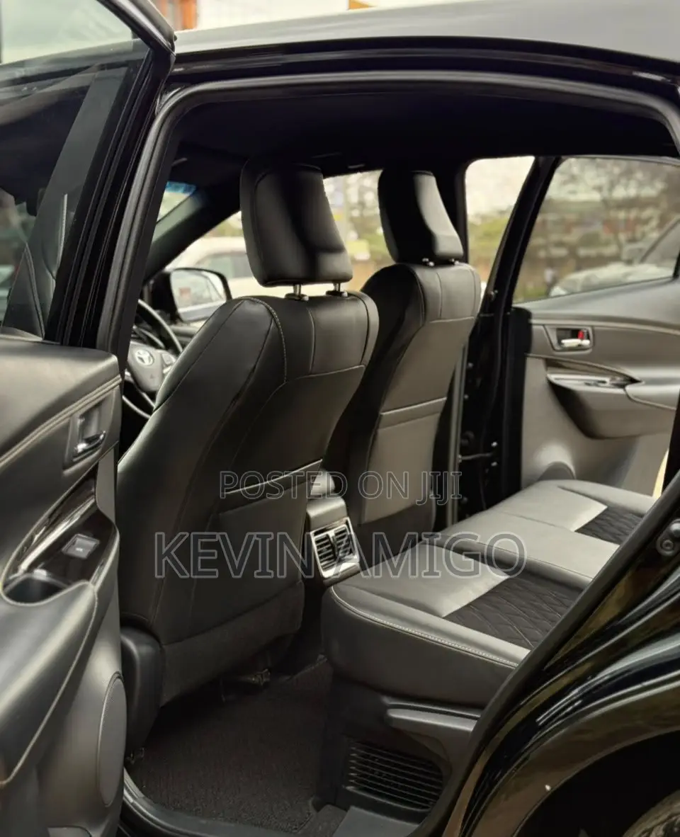 Toyota Harrier 2019 Black