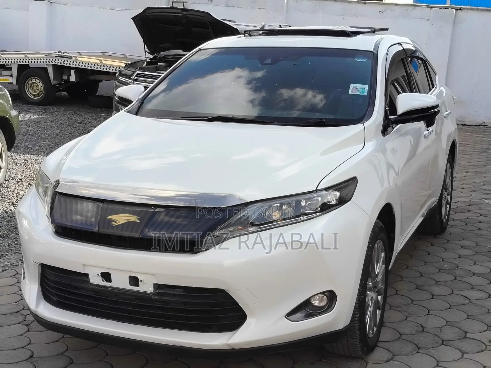 Toyota Harrier 2013 White