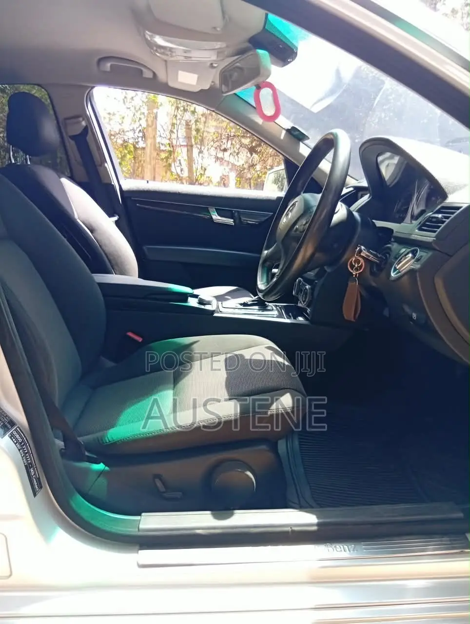 Mercedes-Benz C180 2011 Silver