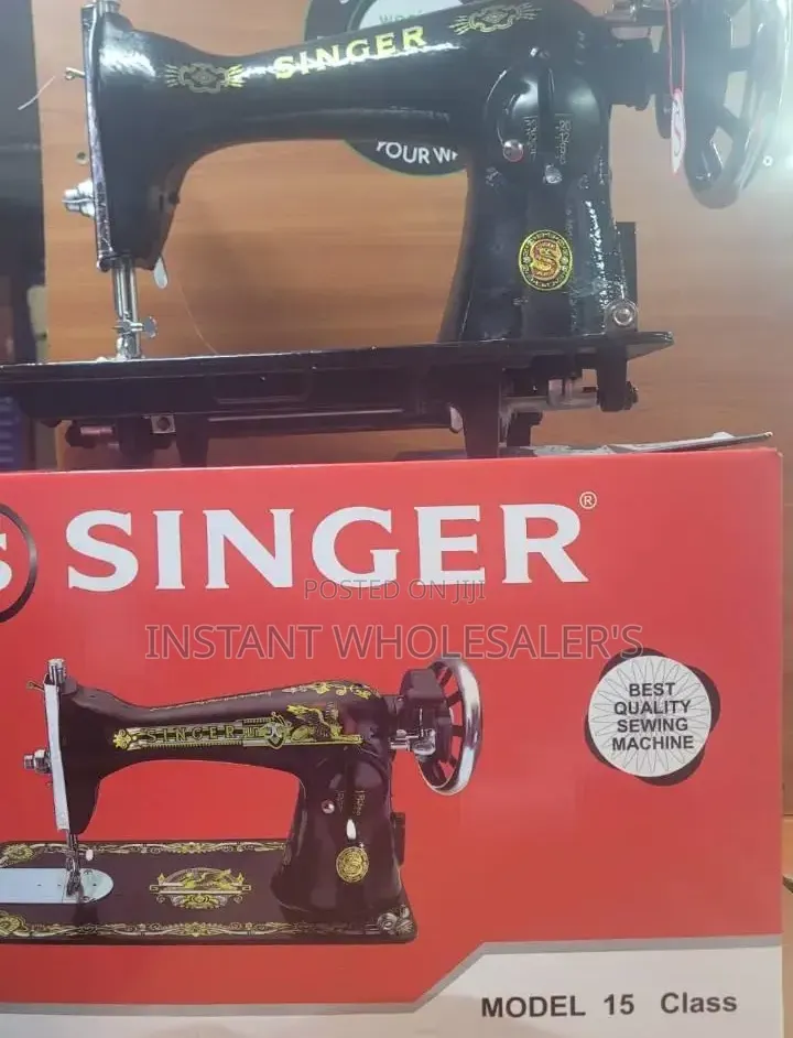 Singer Sewing Machine Complete