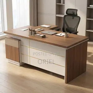 Luxury Executive Office Desk – Premium Modern Managerial Table
