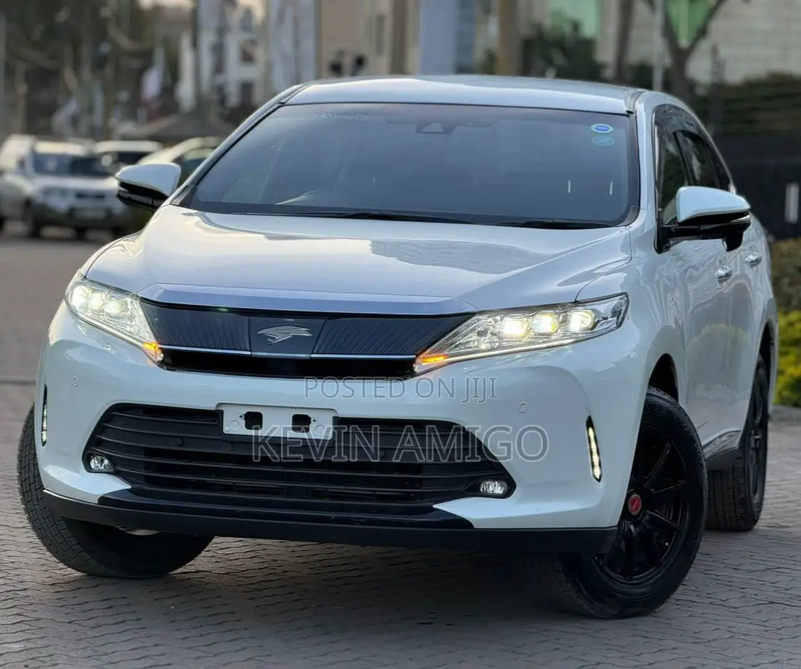Toyota Harrier 2019 White