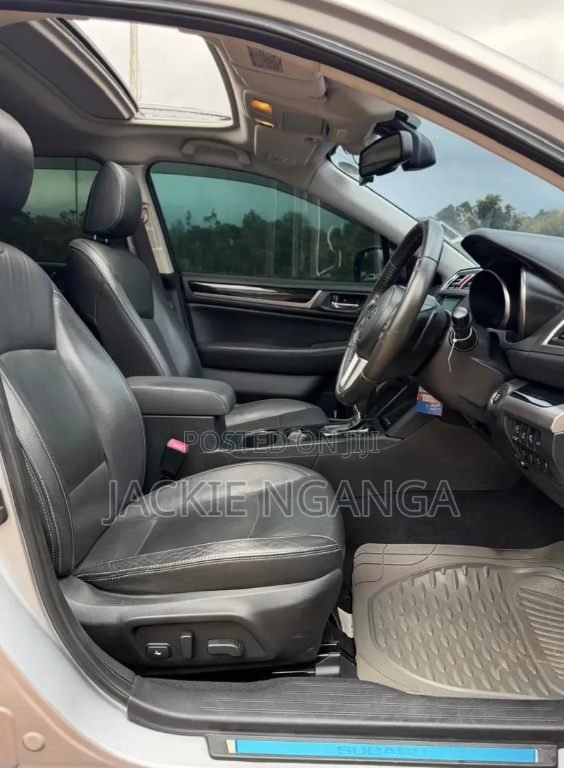 Subaru Outback 2016 Silver