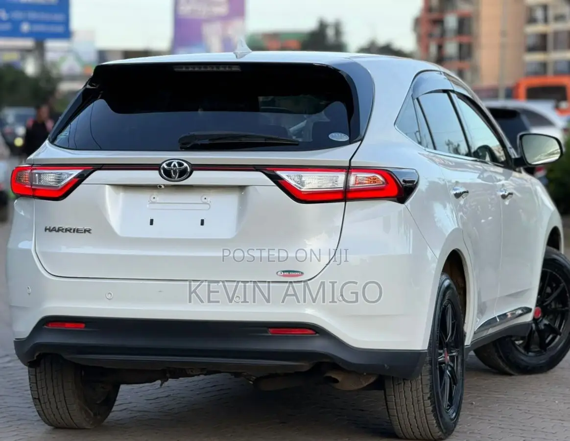 Toyota Harrier 2019 White