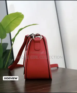 Stylish Chrisbella Ladies SlingBag With Chic Chain Strap