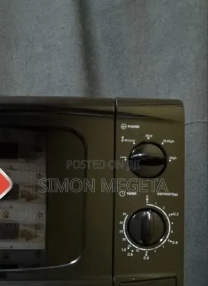 Hanmac 20L Manual Black & White Microwave (3 Years Warranty)