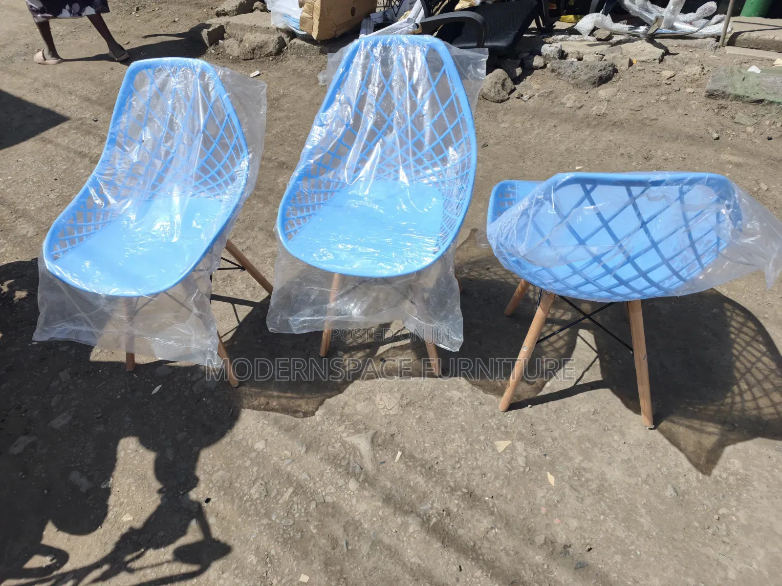 Stylish Plastic Eames Chair's