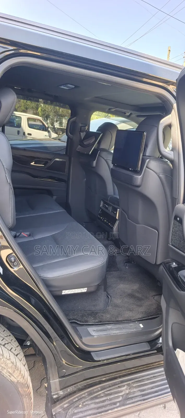 Lexus LX 600 2023 Black