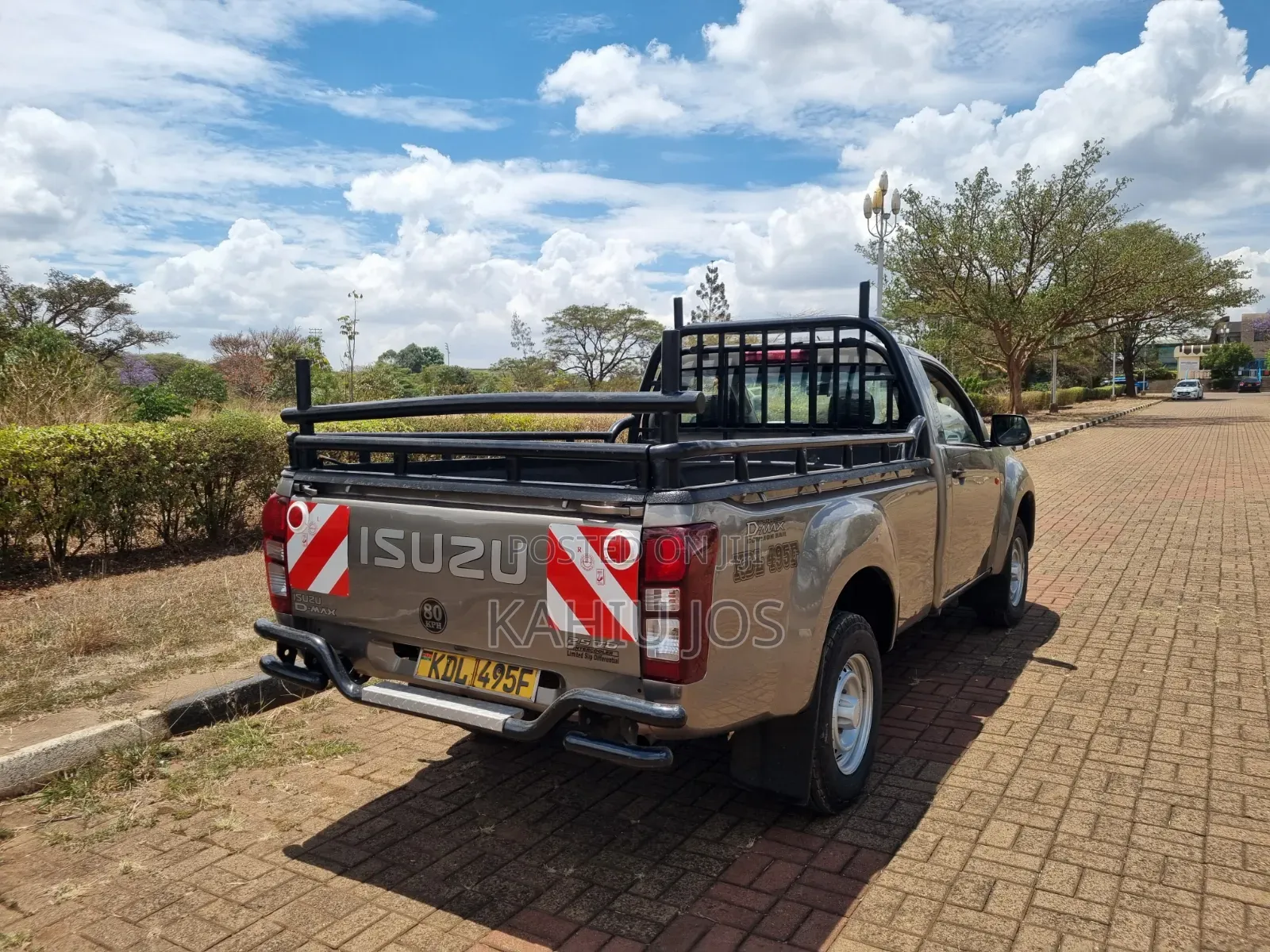 Isuzu D-MAX 2022 Gold