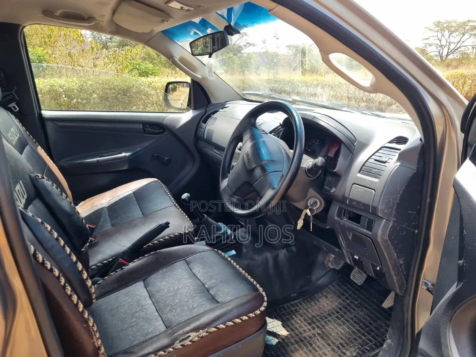 Isuzu D-MAX 2022 Gold