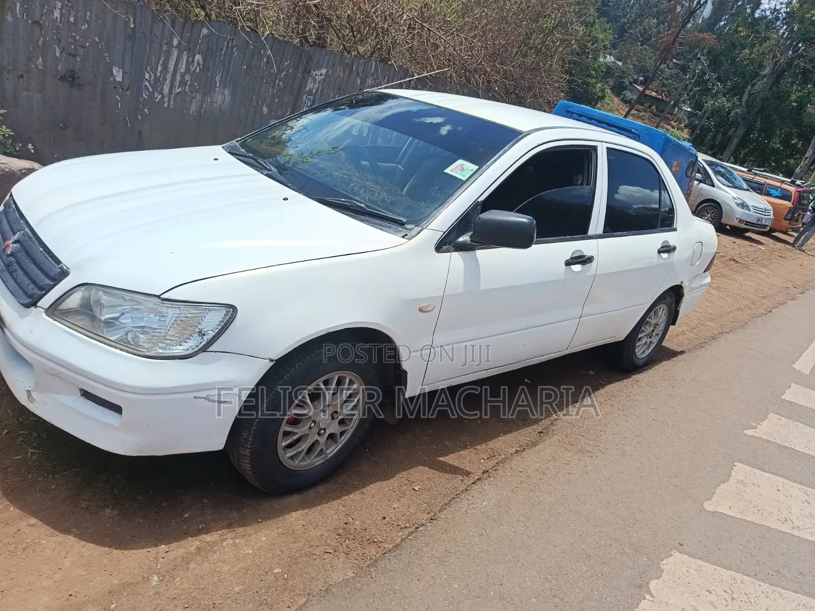 Mitsubishi Lancer 2002 White