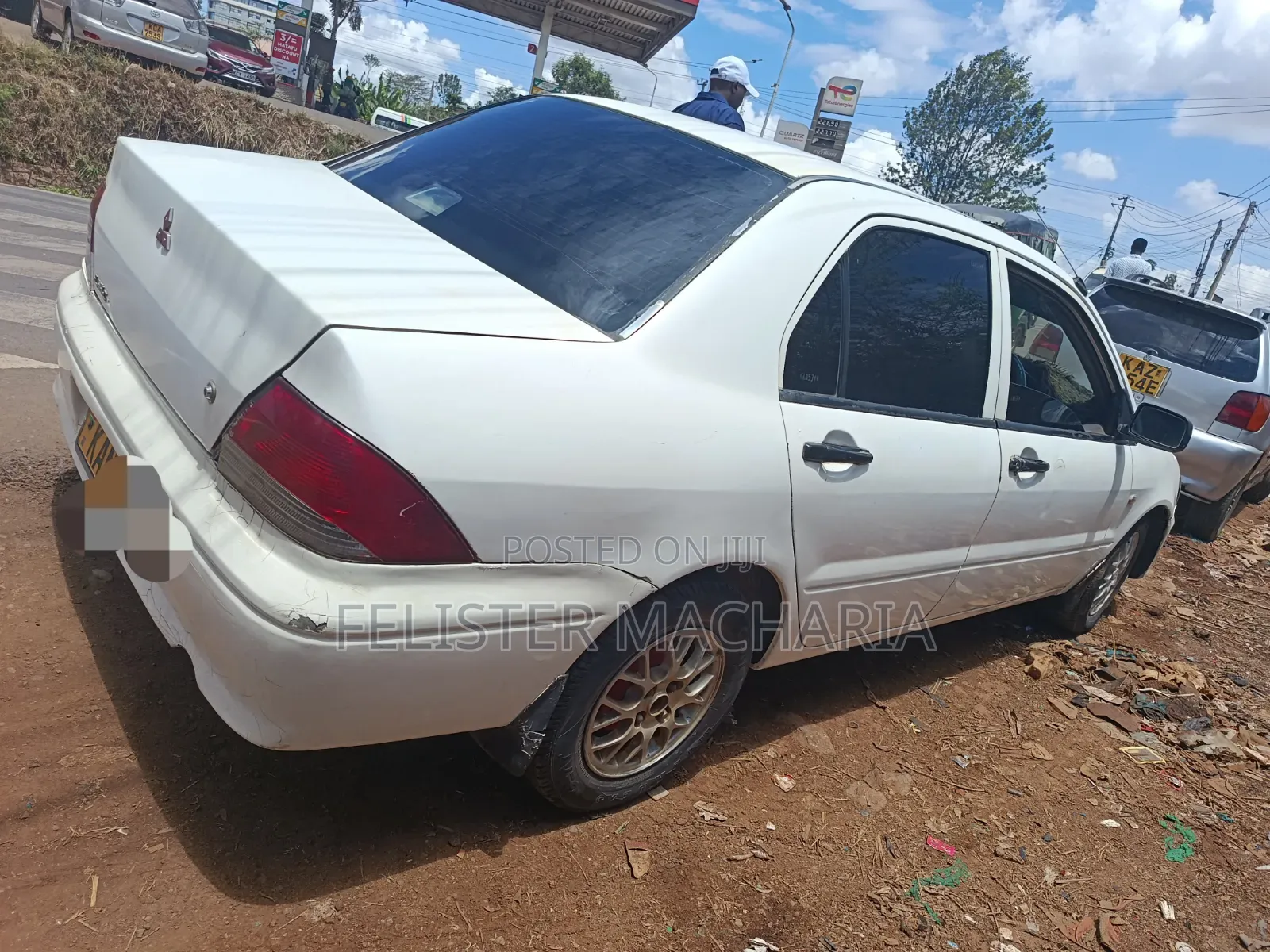 Mitsubishi Lancer 2002 White