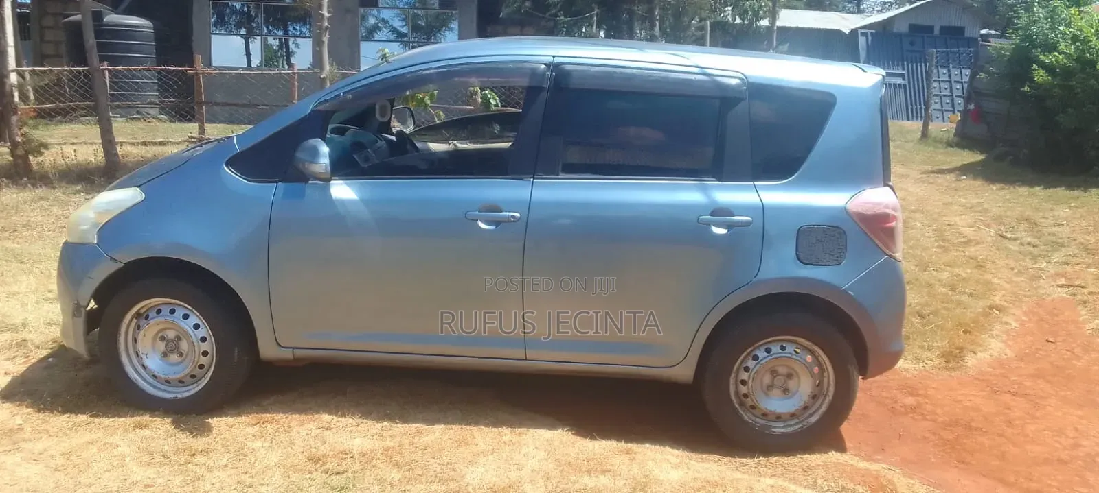 Toyota Ractis 2007