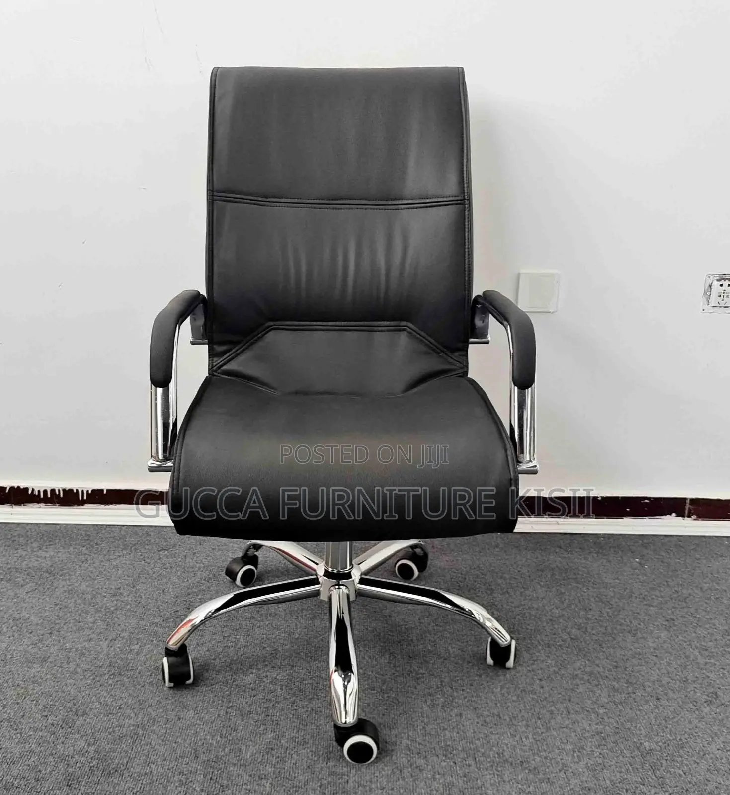 Medium Back Ergonomic Leather Workstation Chair