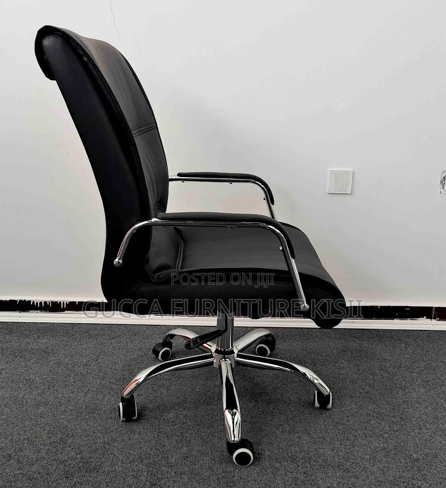 Medium Back Ergonomic Leather Workstation Chair