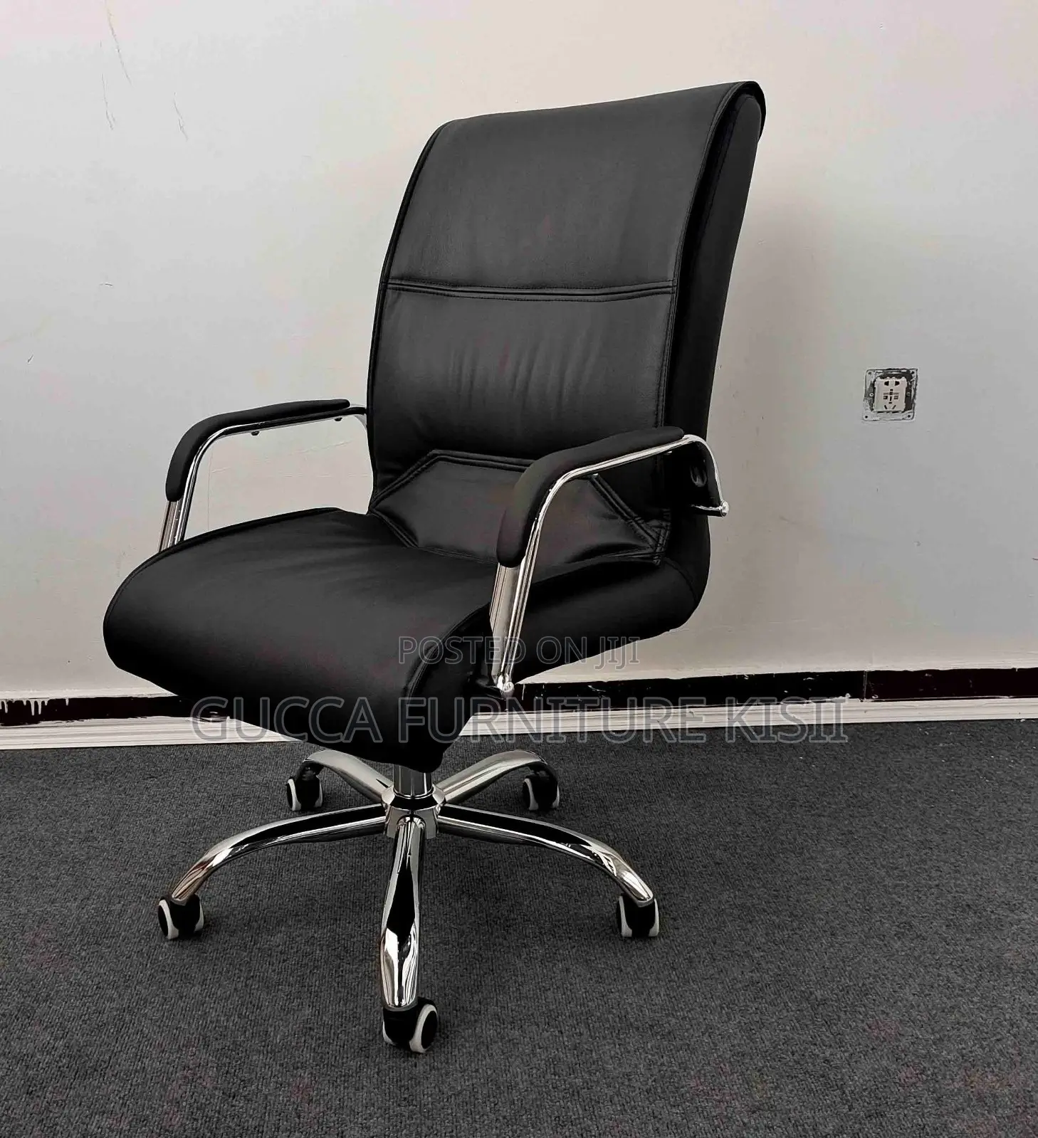 Medium Back Ergonomic Leather Workstation Chair