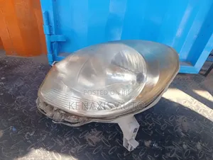 Passo 2010/2011/2012 Headlight