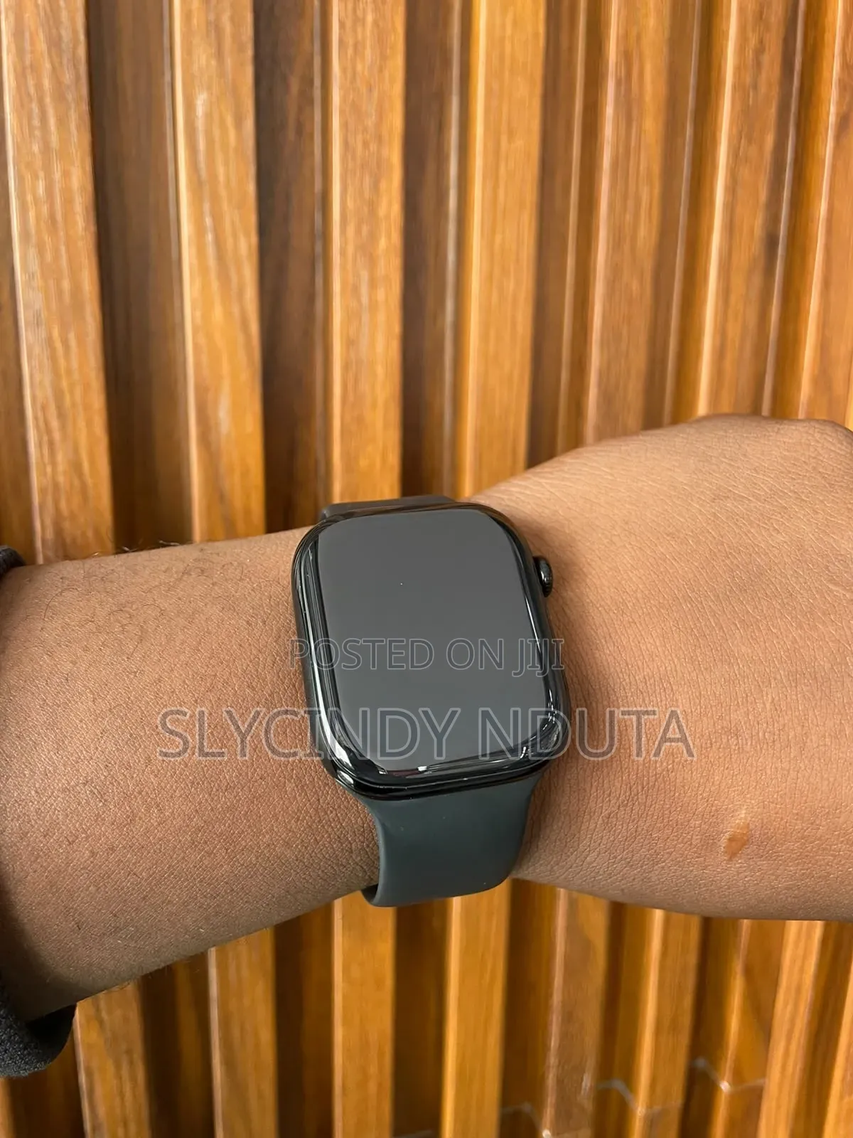 Pre-Owned Apple Watch Series 11 46mm