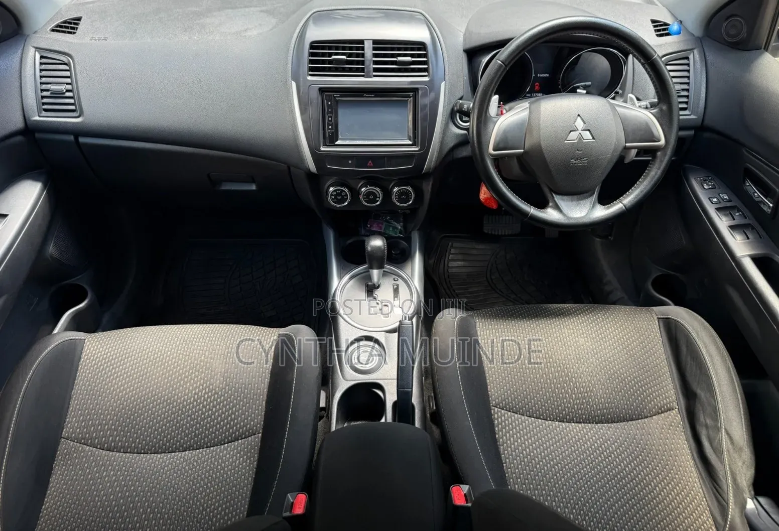 Mitsubishi RVR 2013 White