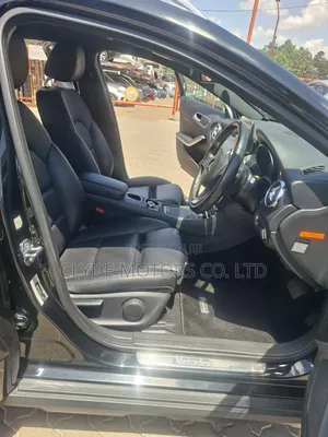 Mercedes-Benz GLC-Class 2018 Black