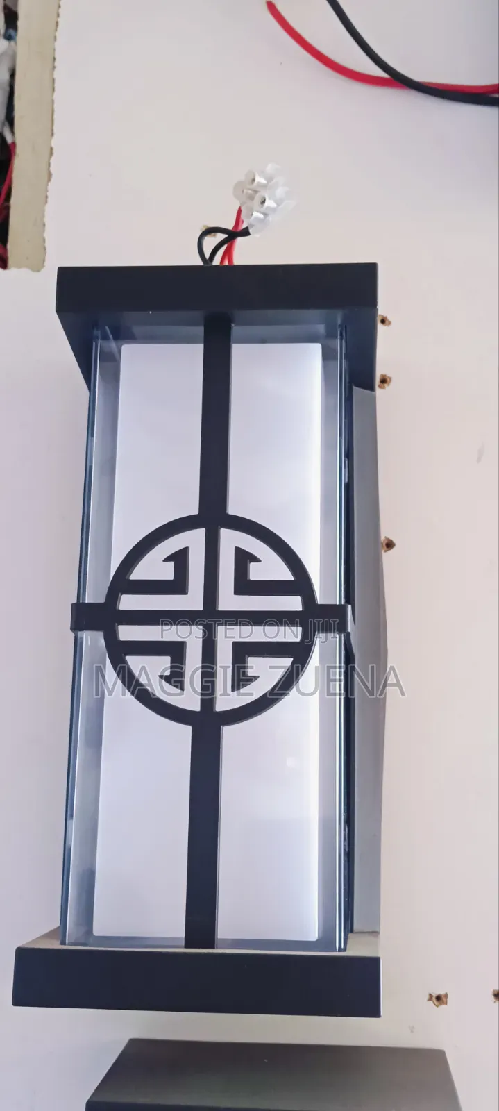 Outdoor Wall Bracket