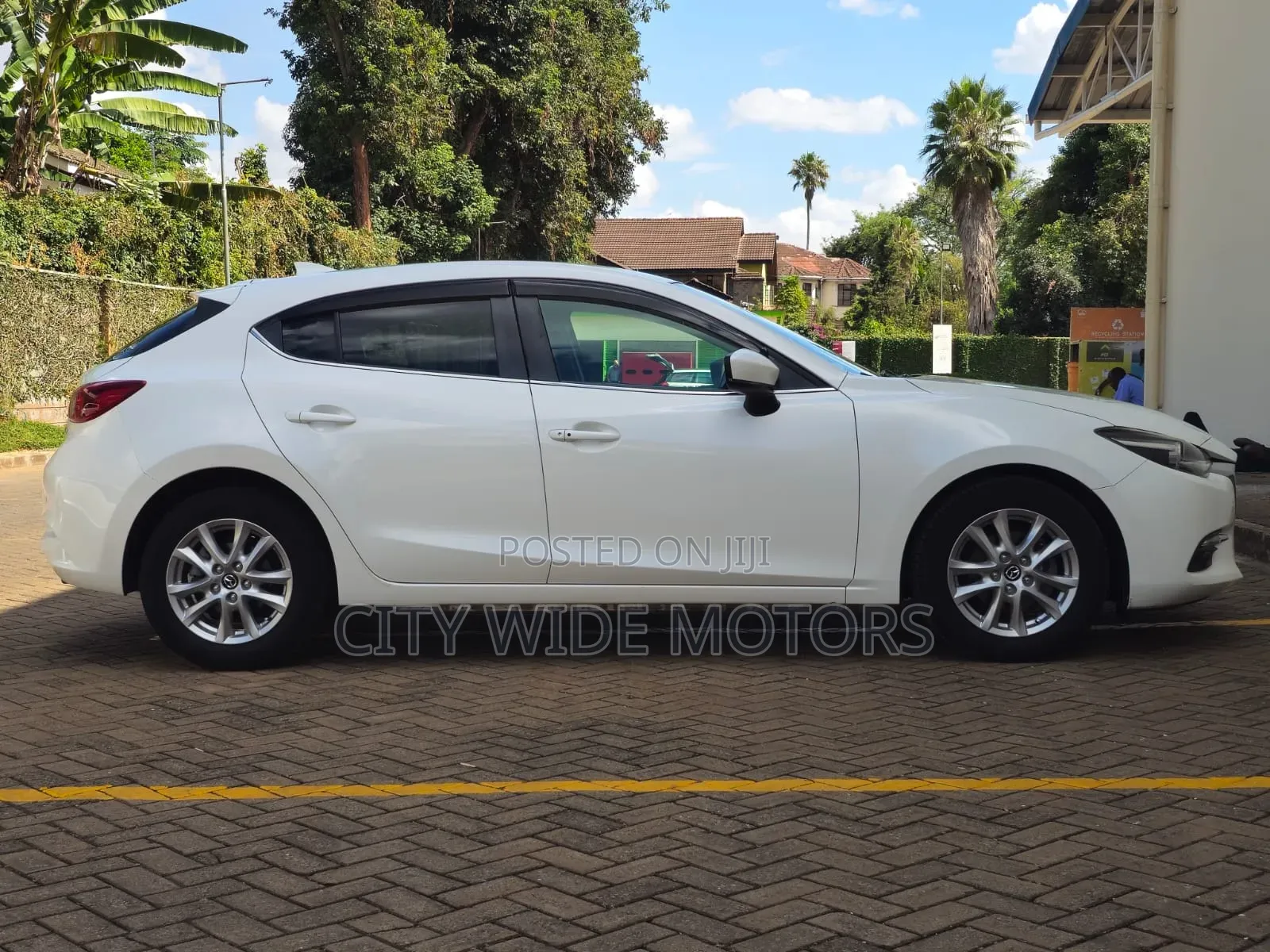 Mazda Axela 2016 White