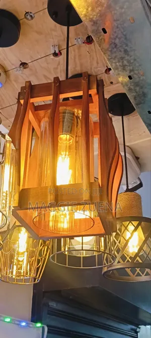 Wooden Model Hanging Light