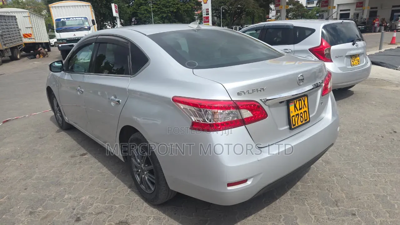 Nissan Sylphy 2017 Silver