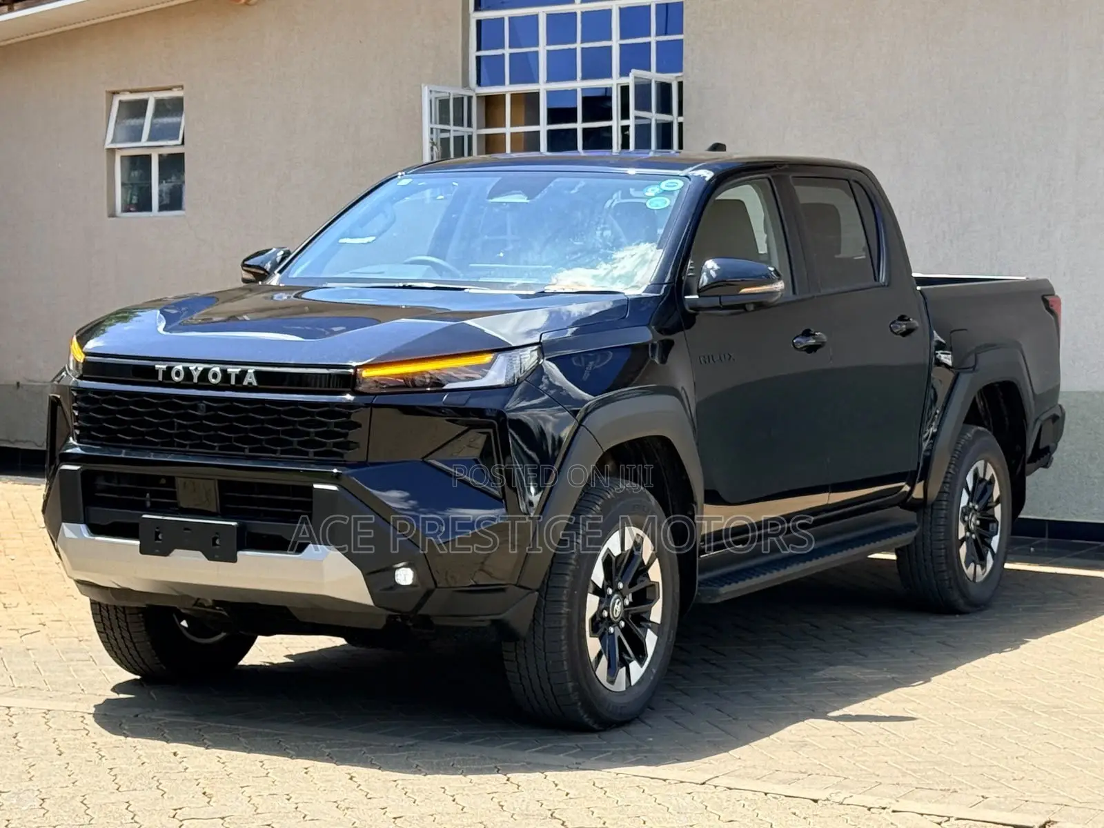 Toyota Hilux 2026 Black